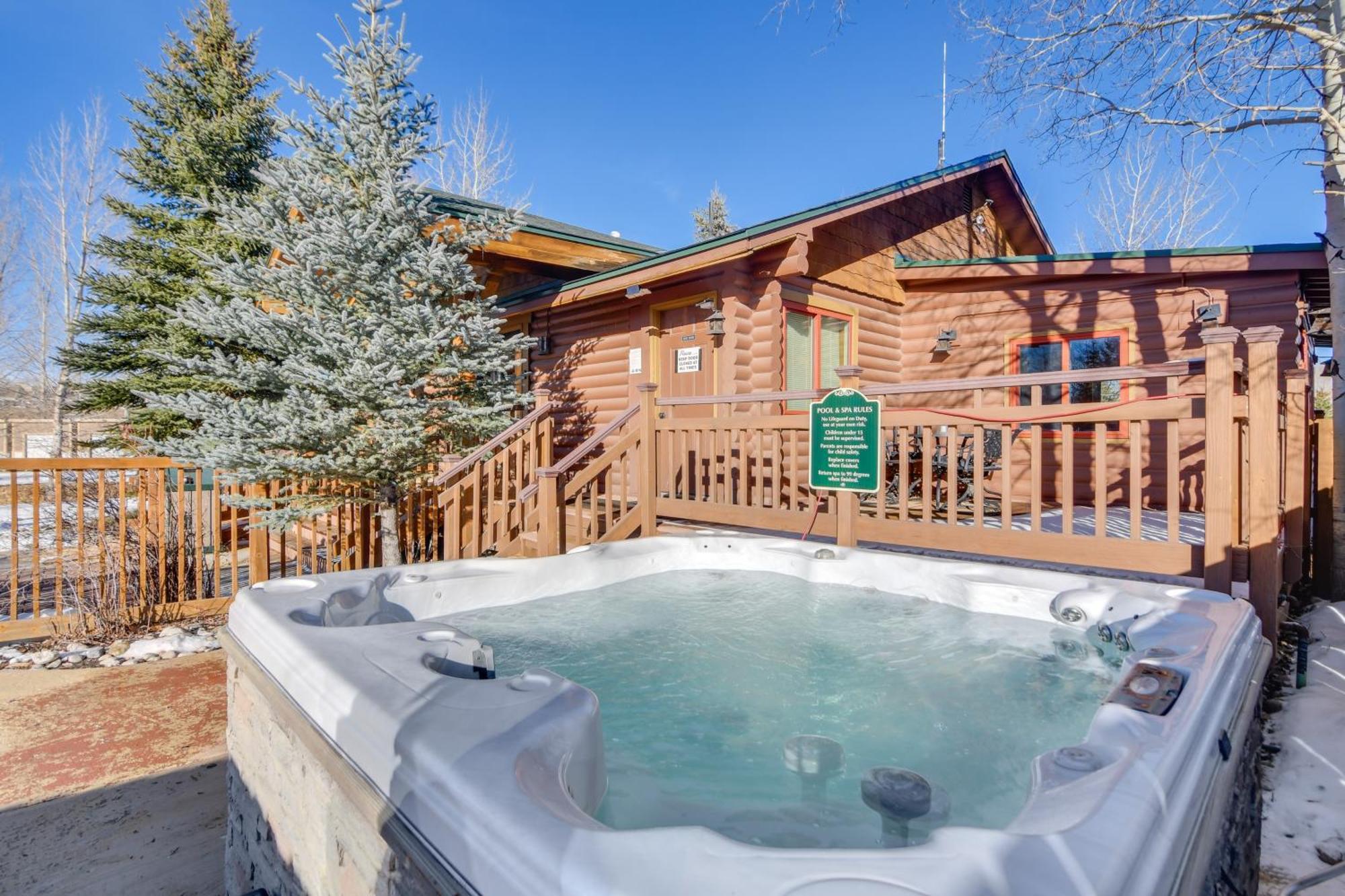 Riverfront Cabin About 4 Mi To Granby Ranch! المظهر الخارجي الصورة